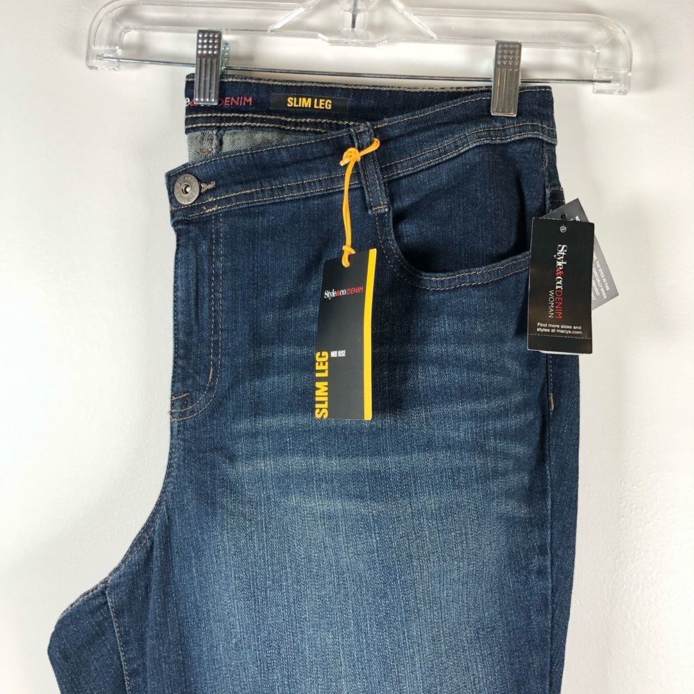 🆕 Style & Co Destructed Slim Leg Denim in Black Wash Field